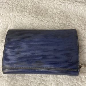 LOUIS VUITTON BLUE EPI